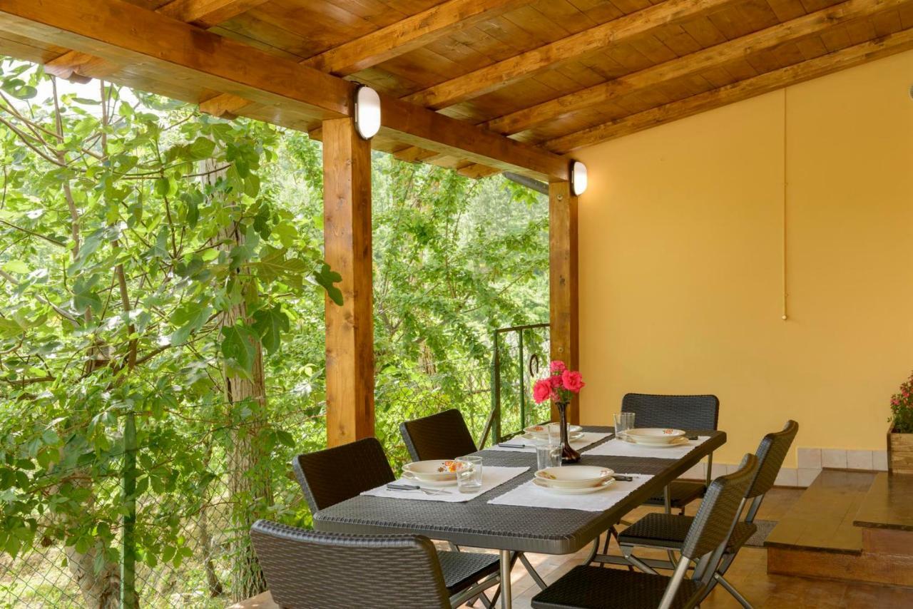 Casa Vacanze San Vittorino Gubbio Exterior foto